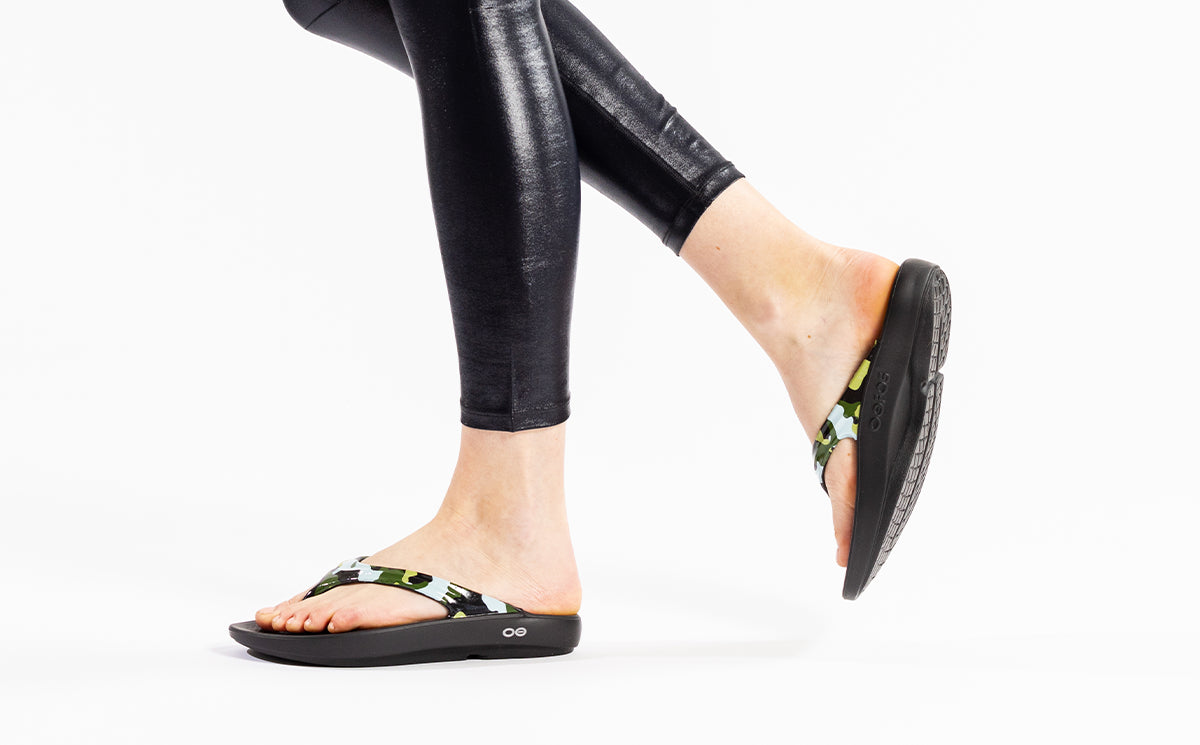 Women's OOlala Limited Sandal - Jungle Camo