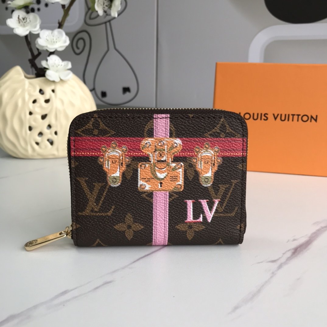 LOUIS VUITTON  LB582005030001  size: 11x6x2cm