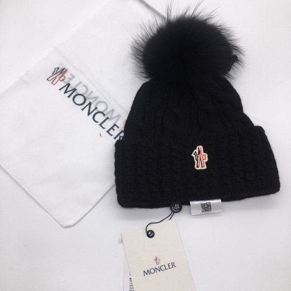 官网同步20秋季最新款-Moncler新款针织帽，独家定制超大毛球，特别火爆，采用精选毛线，手感超柔软，弹性极佳