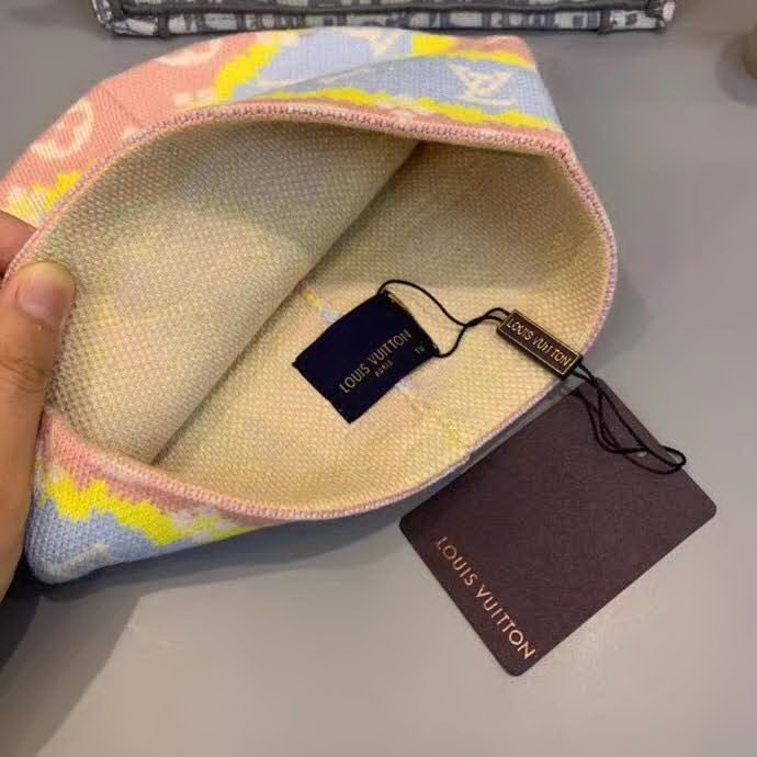 20冬季最新专柜款-路易威登LV羊毛毛线帽，定制羊毛，帅气朋克风超酷时尚街头风