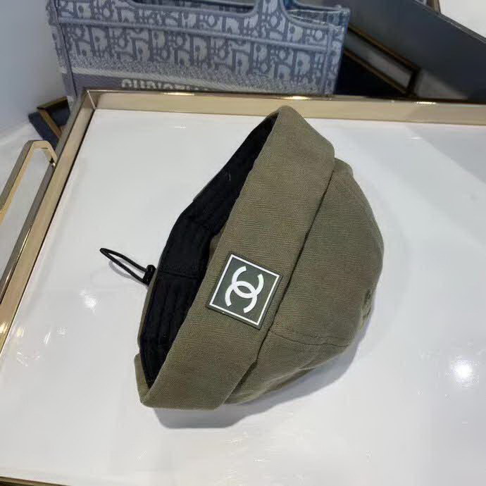 20冬季最新专柜款-Chanel四季款时尚地主帽，纯棉布！时尚年轻power，有点韩，雅痞帅气男女款！后置抽绳。