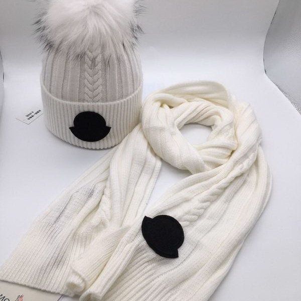 官网同步20秋季最新款-Moncler二​件套系‌列 围巾‎，帽子经‌典‎系‎列，精​致美感，精选毛线，手感超柔软，冬季必备款