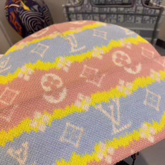 20冬季最新专柜款-路易威登LV羊毛毛线帽，定制羊毛，帅气朋克风超酷时尚街头风