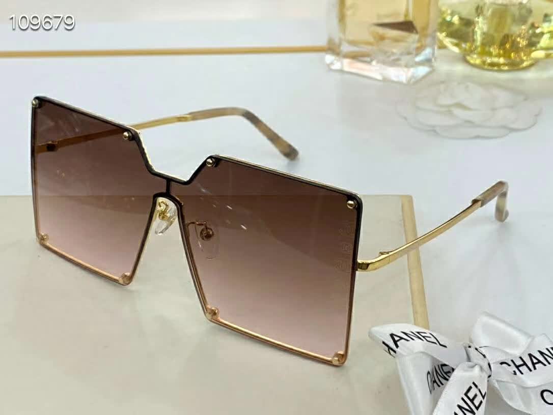 ☆「时尚达人首选」香奈儿Chanel☆2020全网最新太阳眼镜流行趋势销量排行第一,让你做最耀眼最酷的时尚达人