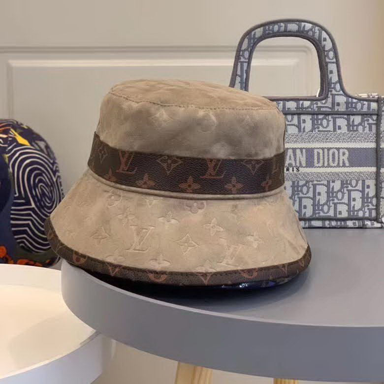 20冬季最新专柜款-路易威登LV压纹渔夫帽精致双重帽铅pu字母，超显高级！经典老花情怀，妥妥高级