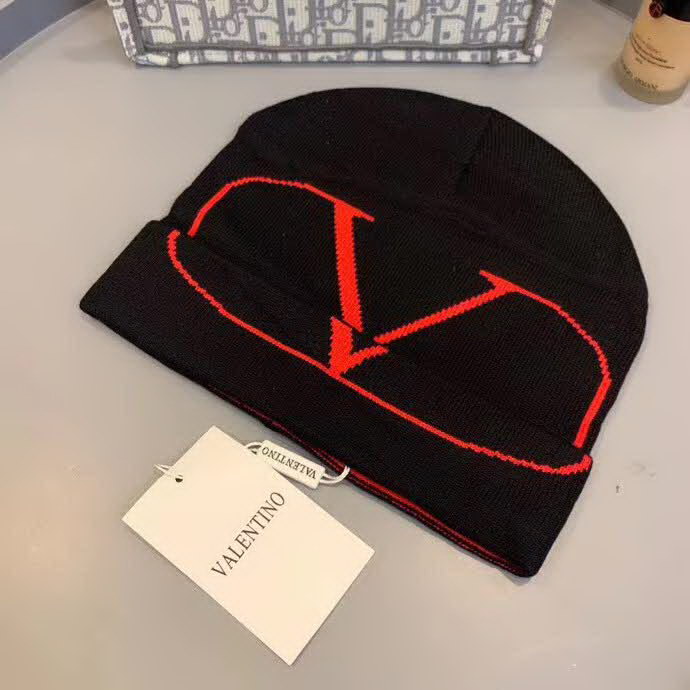 20冬季最新专柜款-VALENTINO华伦天奴羊毛毛线帽，定制羊毛，帅气朋克风超酷时尚街头风