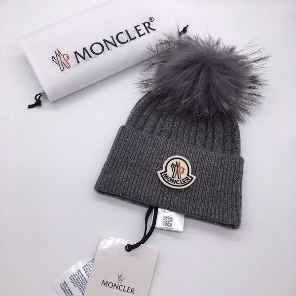 官网同步20秋季最新款-Moncler新款针织帽，独家定制超大毛球，特别火爆，采用精选毛线，手感超柔软，弹性极佳