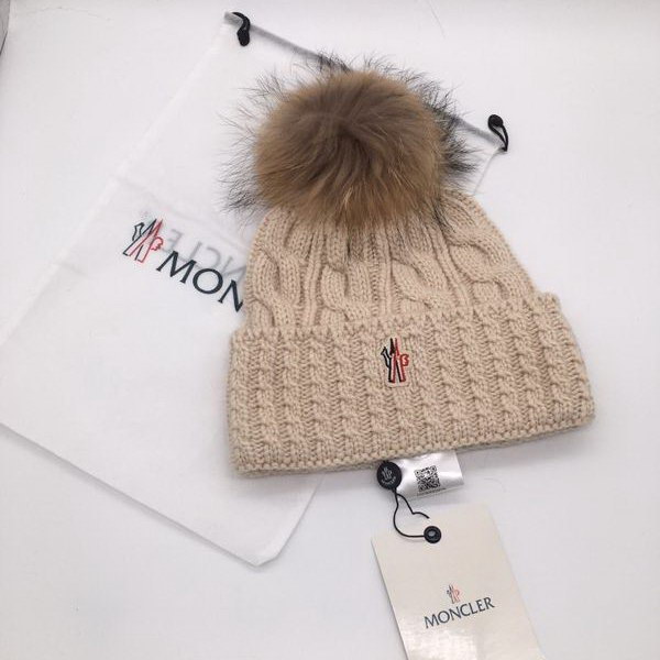 官网同步20秋季最新款-Moncler新款针织帽，独家定制超大毛球，特别火爆，采用精选毛线，手感超柔软，弹性极佳