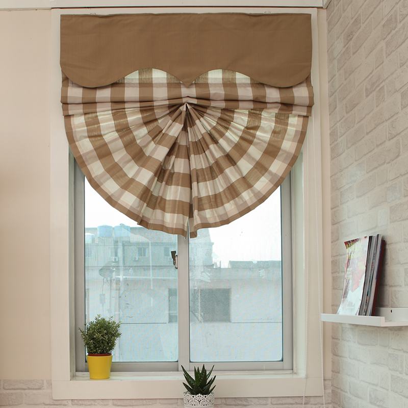 Plaid Print Polyester Cotton Roman Shade In Milk Tea