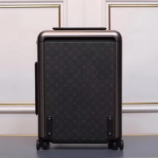 路易威登/LV Horizon 55旅行箱，每一处设计细节无不散发出创新与轻盈的风格，全新的TSA箱锁到滚轮，创新四轮拉杆箱，提供令人惊异的高容量，款号：M23002