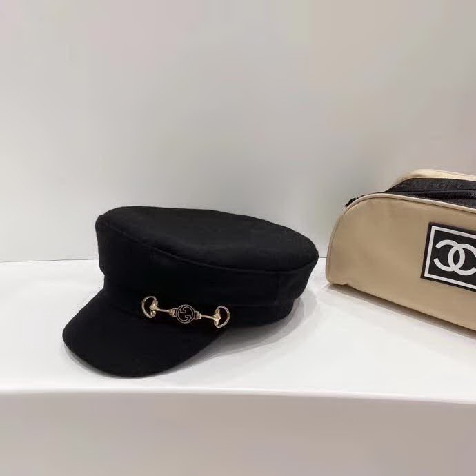 20冬季最新专柜款-古驰Gucci锁扣羊毛呢子军帽，简约轻奢大牌风，简约百搭气质款，保暖凹造型必备单品！