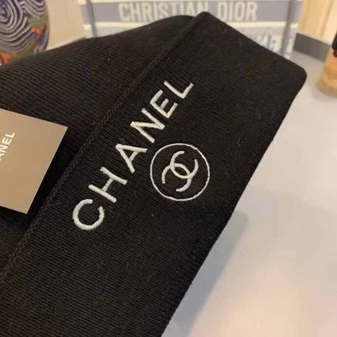 20冬季最新专柜款-Chanel针织羊毛毛线帽，定制羊毛，帅气朋克风。超酷时尚街头风！