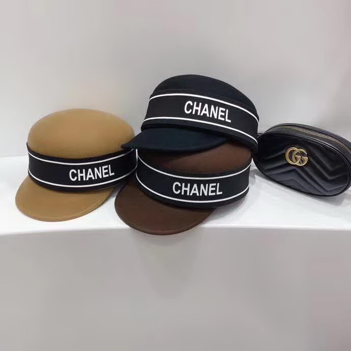 20冬季最新专柜款-香奈儿Chanel新款字母织带高级羊毛骑士帽，简约时尚小香风，轻奢大牌，加厚羊毛，超有分量，秋冬时尚必备单品！