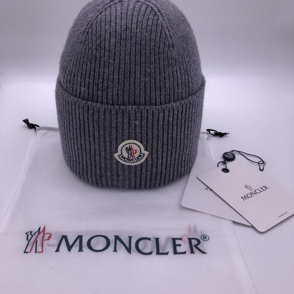 官网同步20秋季最新款-Moncler新款毛线针织帽子，专柜同步，冬季必备款