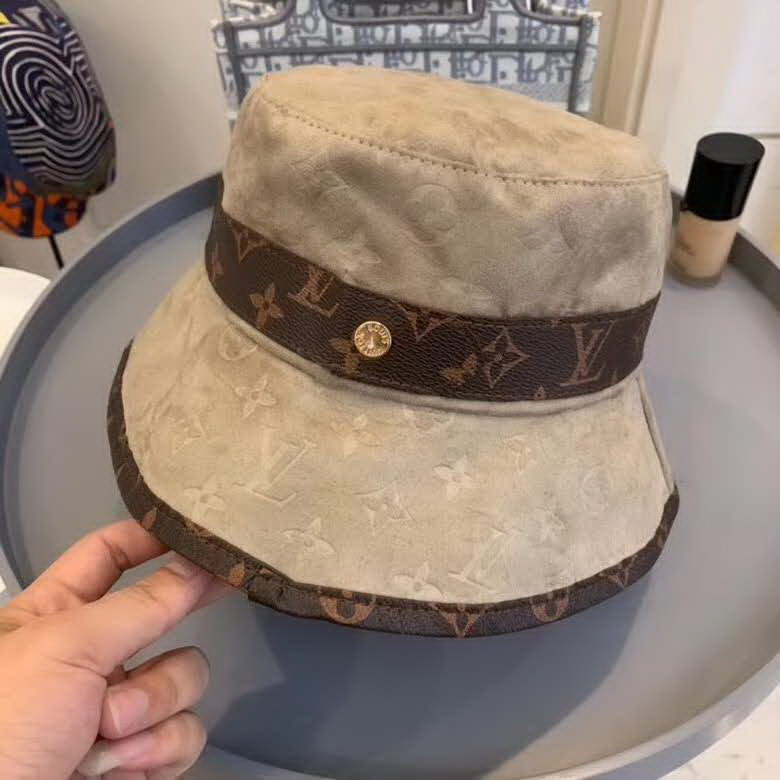 20冬季最新专柜款-路易威登LV压纹渔夫帽精致双重帽铅pu字母，超显高级！经典老花情怀，妥妥高级