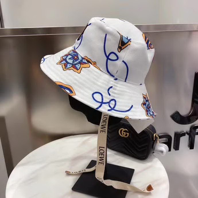 20冬季最新专柜款-罗意威LOEWE帆布印花渔夫帽，王源同款，超多明星同款 男女同款，超时尚单品