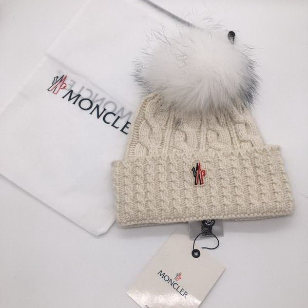 官网同步20秋季最新款-Moncler新款针织帽，独家定制超大毛球，特别火爆，采用精选毛线，手感超柔软，弹性极佳