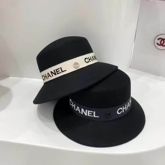 20冬季最新专柜款-Chanel20秋冬新款羊毛礼帽，羊毛材质，妥妥的高级货！奢华气质款！超衬气质的一款帽子！