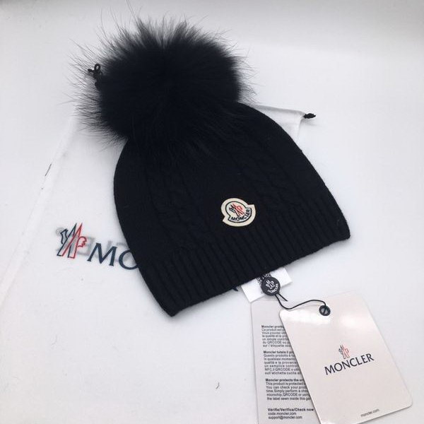 官网同步20秋季最新款-Moncler新款针织帽，独家定制超大毛球，特别火爆，采用精选毛线，手感超柔软，弹性极佳
