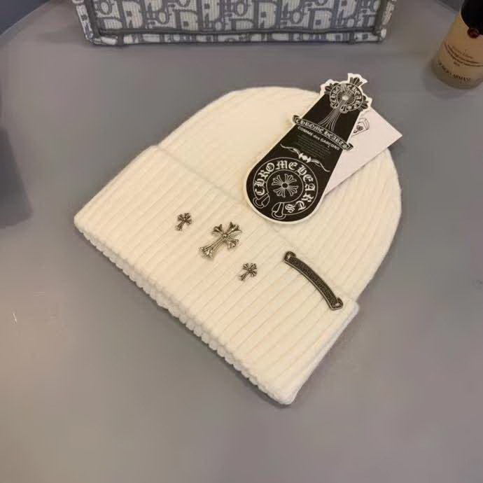 20冬季最新专柜款-ChromeHearts网红时尚博主推荐款皮标针织毛线帽，手感超柔软舒适的针织线帽，弹性极佳！时尚街头风，黑白时尚百搭色！