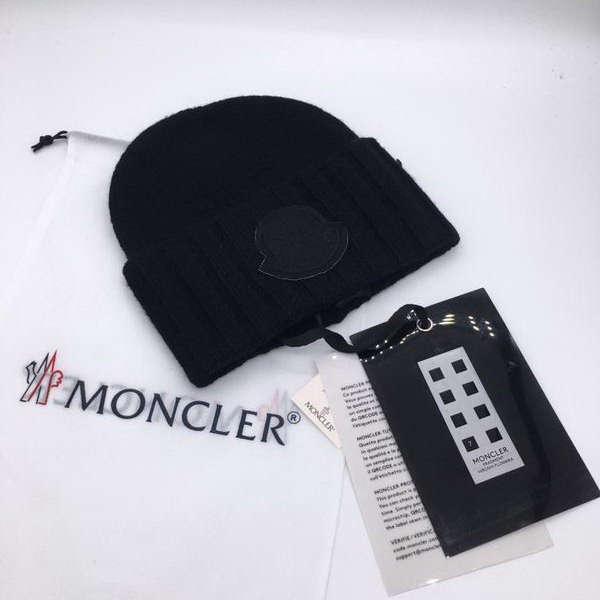 官网同步20秋季最新款-Moncler新款毛线针织帽子，专柜同步，冬季必备款
