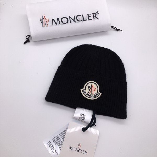 官网同步20秋季最新款-Moncler新款毛线针织帽子，专柜同步，冬季必备款