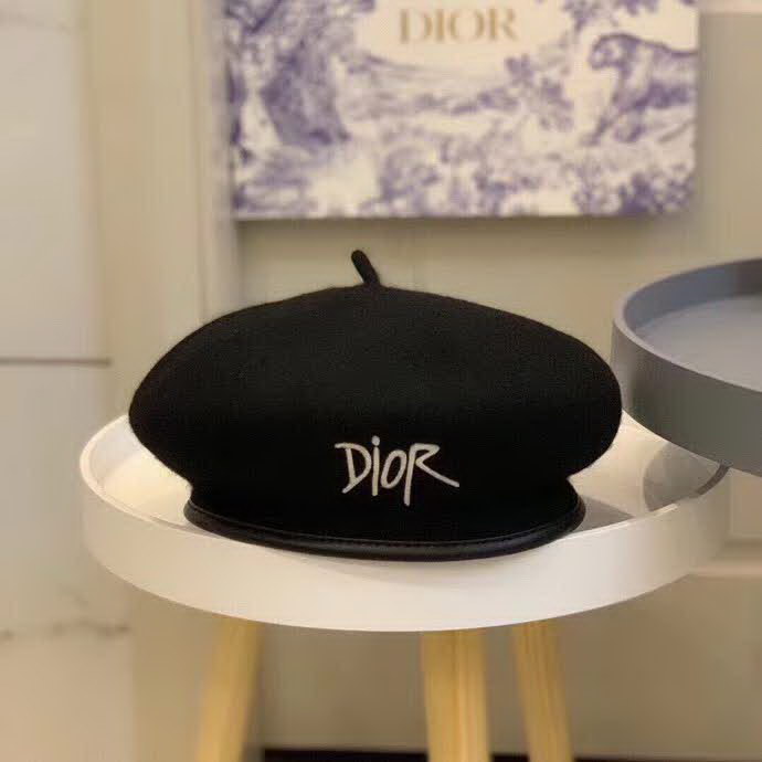 20冬季最新专柜款-迪奥Dior2020新款羊毛礼帽，贝雷帽，官方同款，超好看帽型 秋季必备，喜欢可以备上