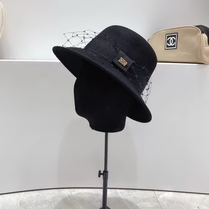 20冬季最新专柜款-迪奥Dior专柜新款样式装饰羊毛毡帽礼帽，极致优雅气质款礼帽，秀场同款！美到沦陷