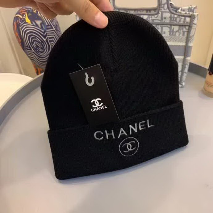 20冬季最新专柜款-Chanel针织羊毛毛线帽，定制羊毛，帅气朋克风。超酷时尚街头风！