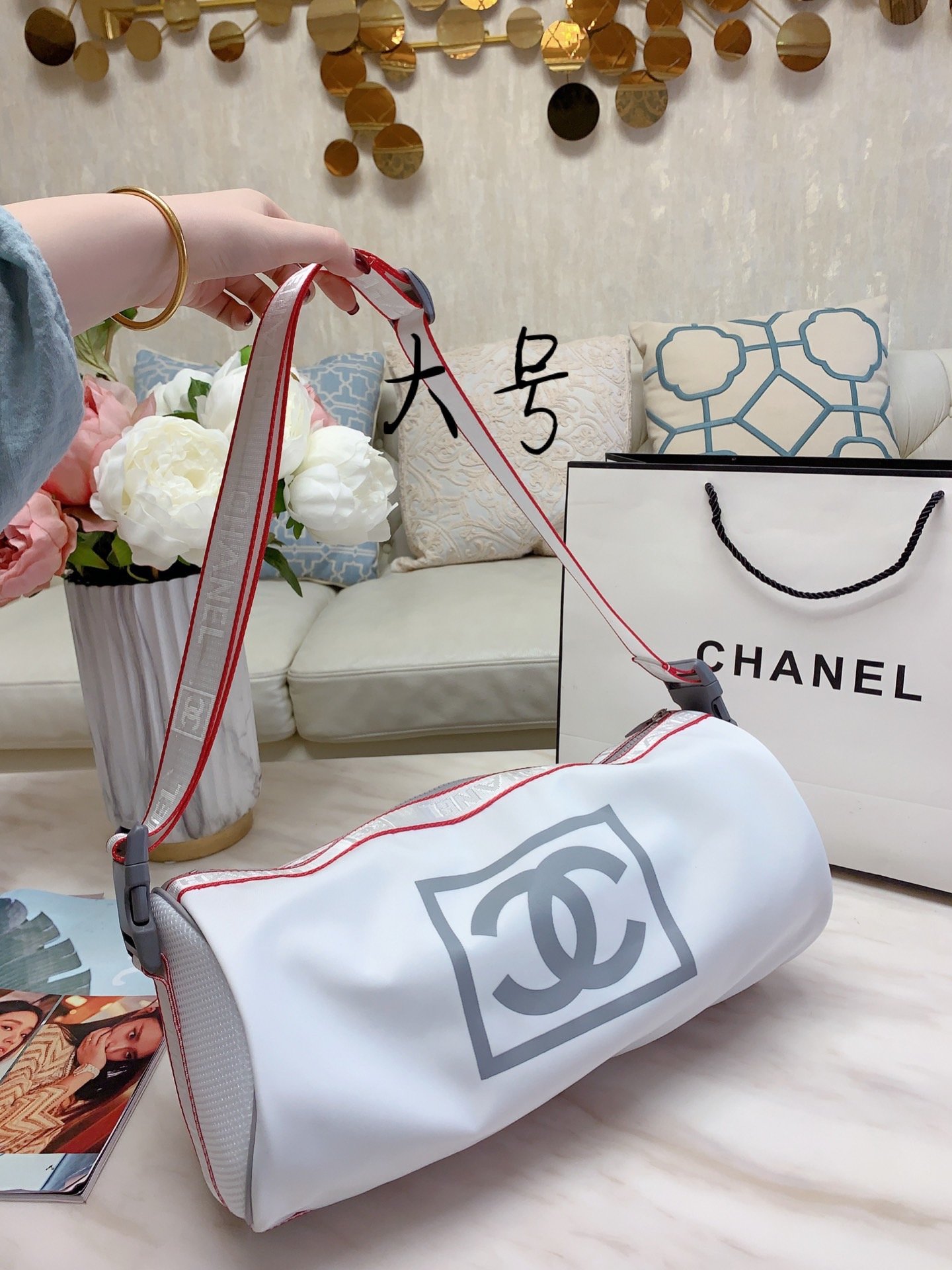 CHANEL  LB0612005030014  size: 38x16cm