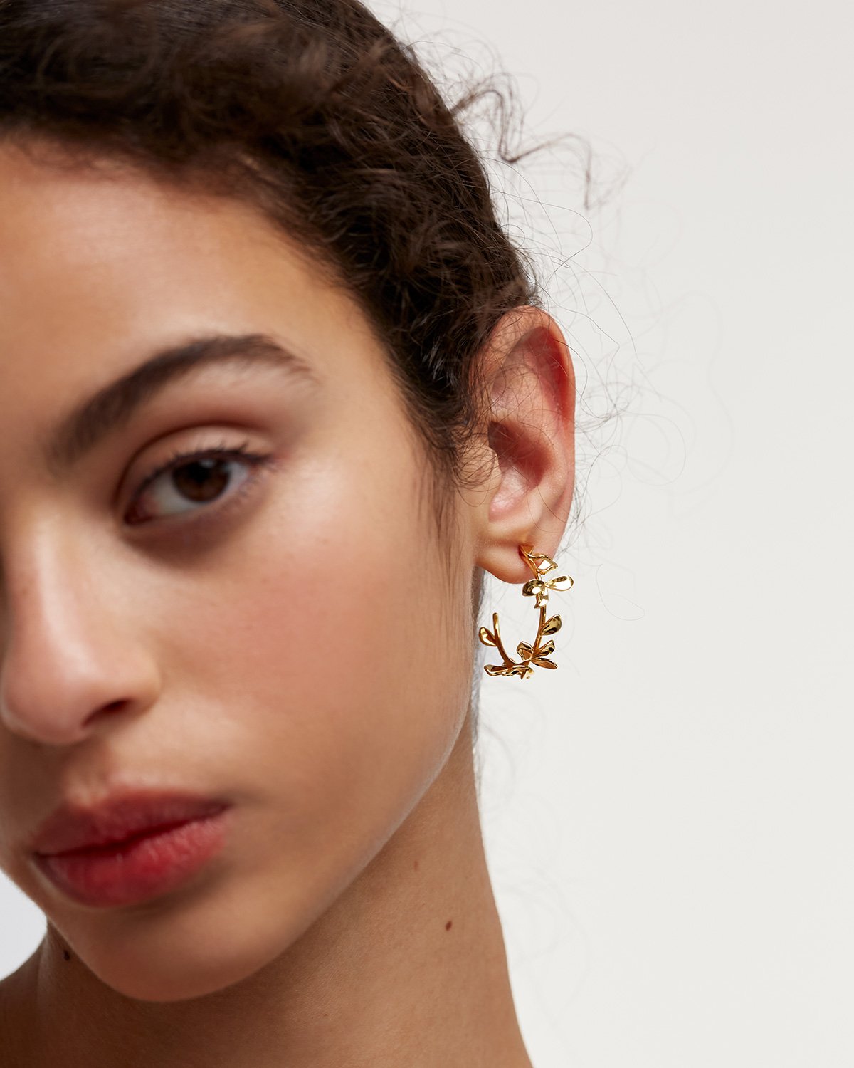 Lily Gold Earrings