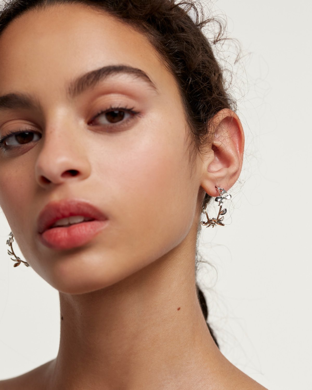 GRID LILY SILVER EARRINGS