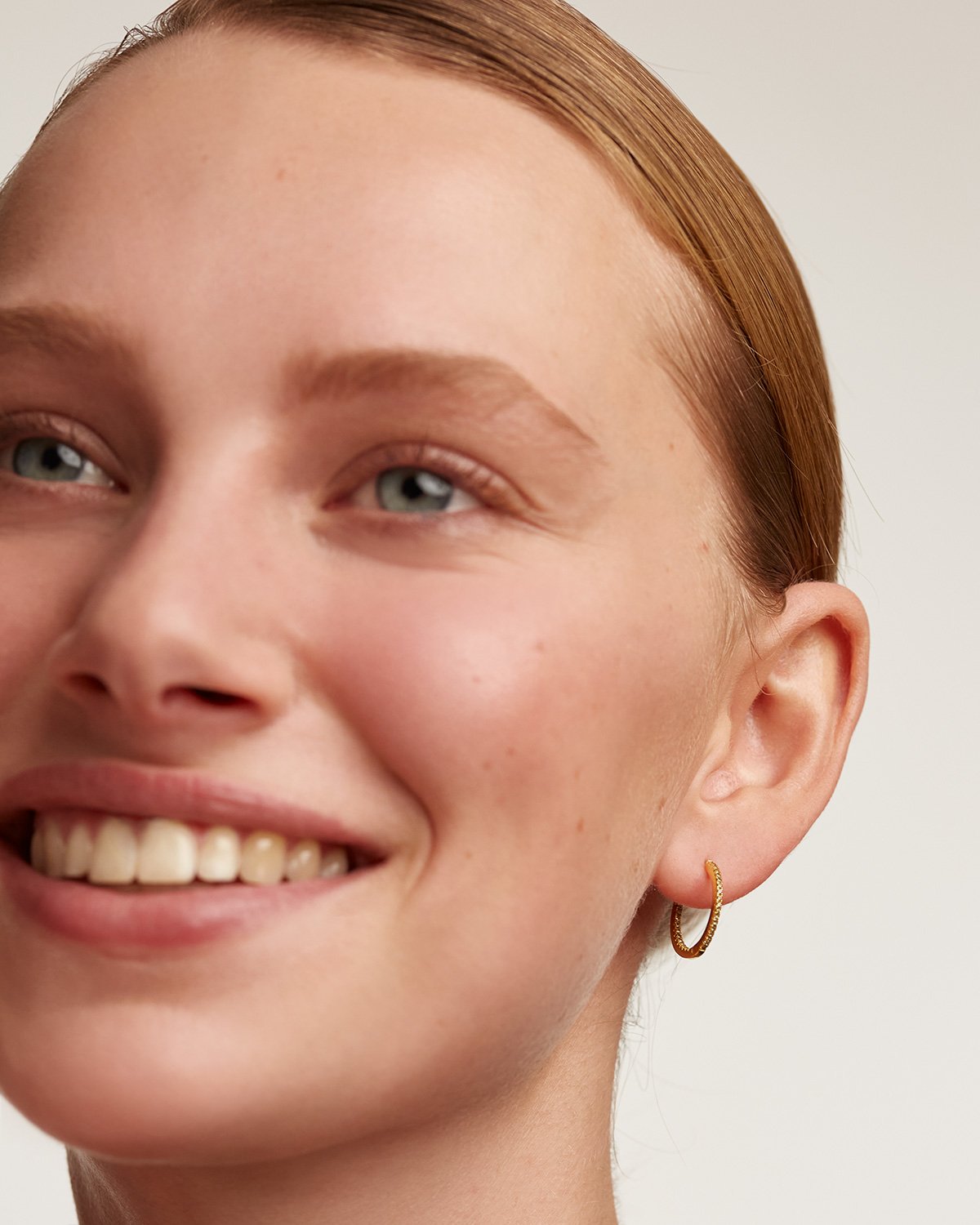 Olive Medium Hoops Gold