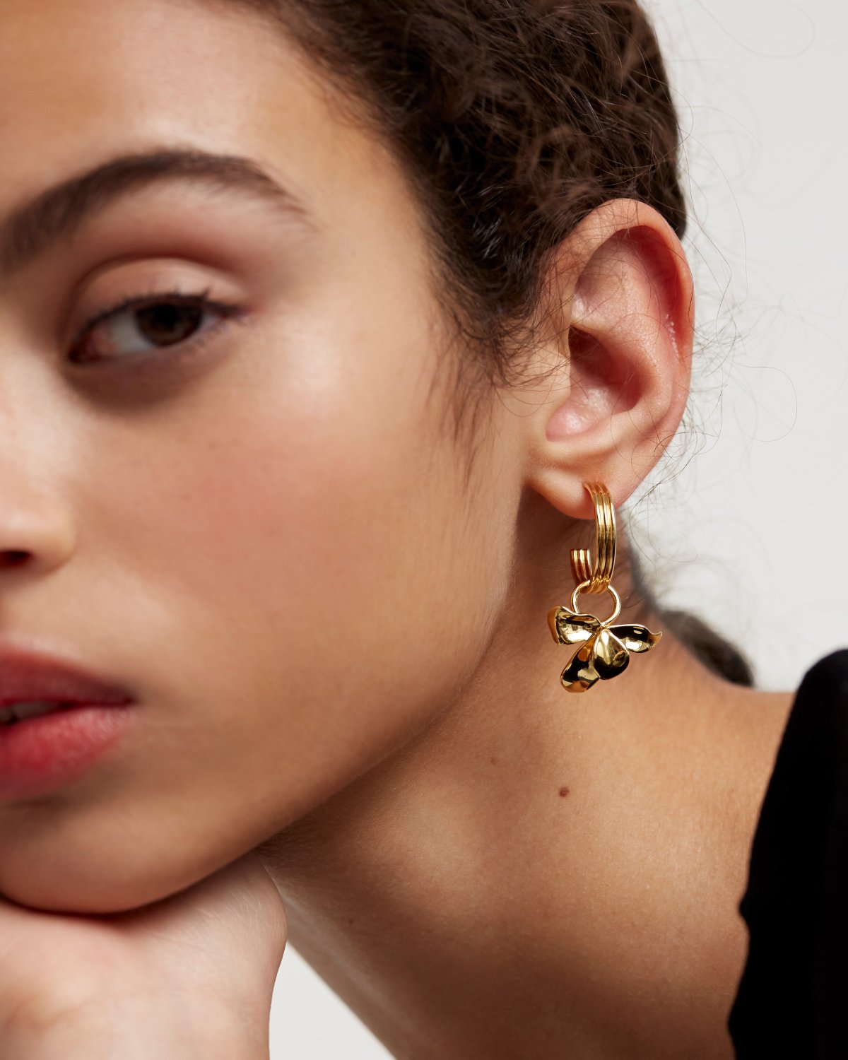 GRID IVY GOLD EARRINGS