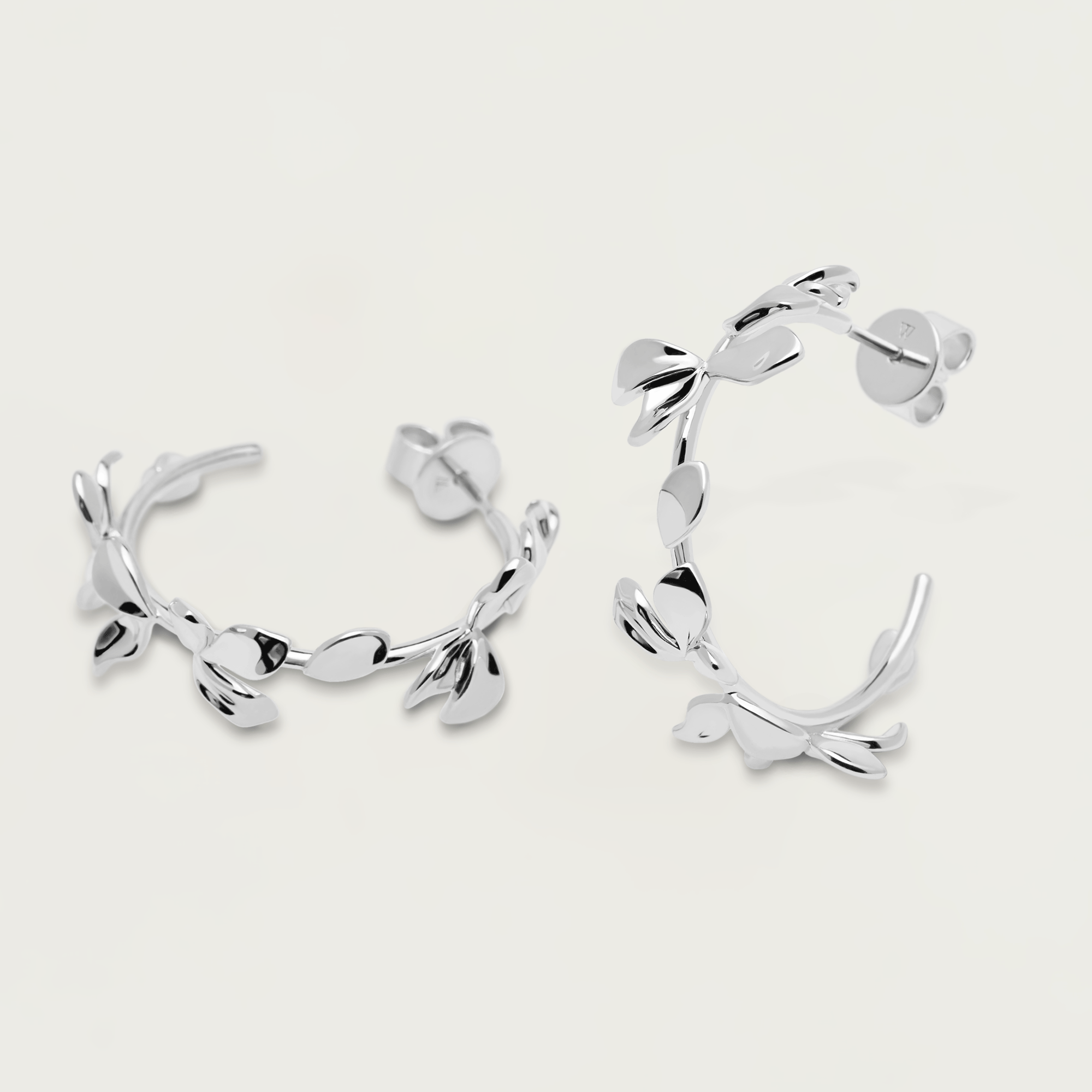 Lily Silver Earrings