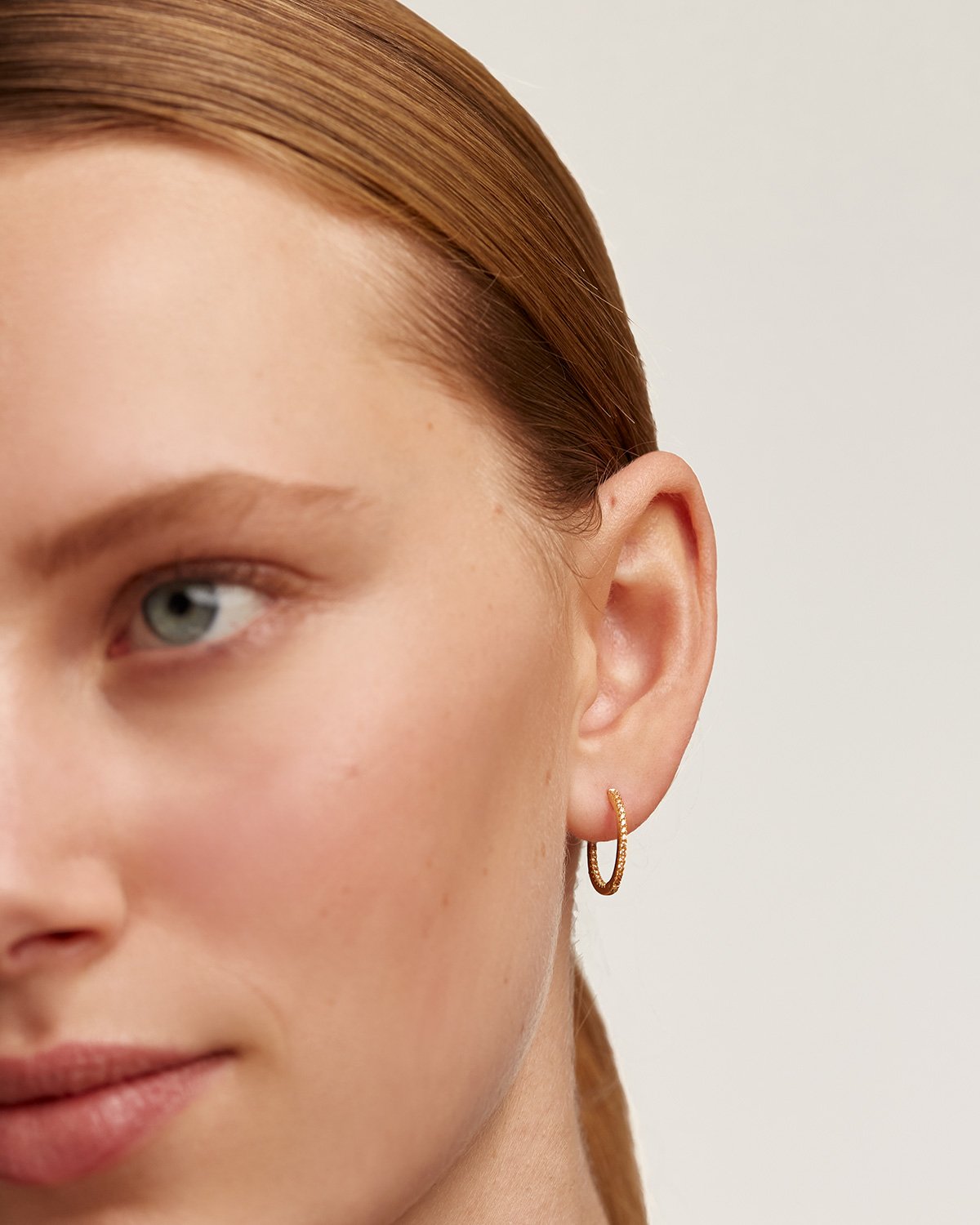 Champagne Medium Hoops Gold