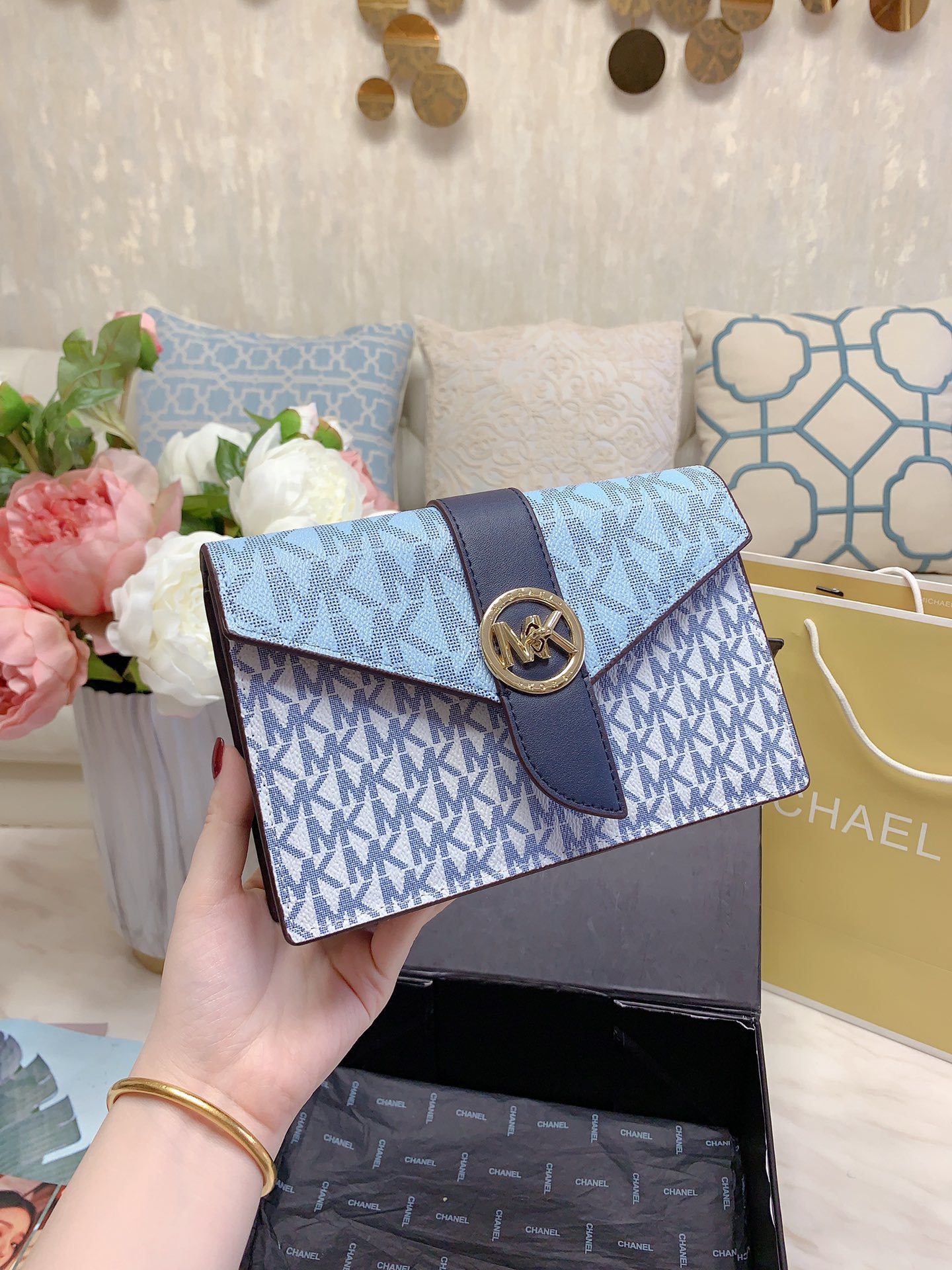 MICHAEL KORS  LB5612005030008  size: 20cm