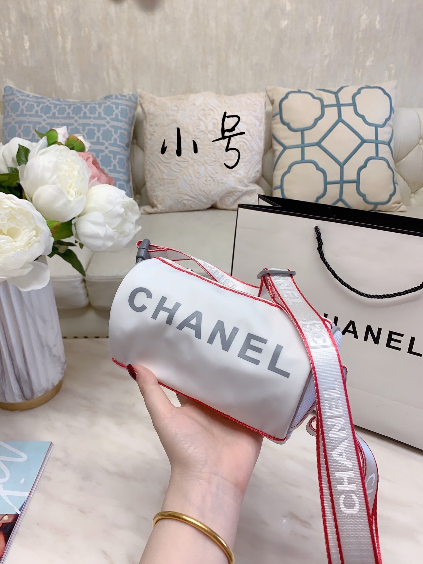 CHANEL  LB0312005030013  size: 18x10cm