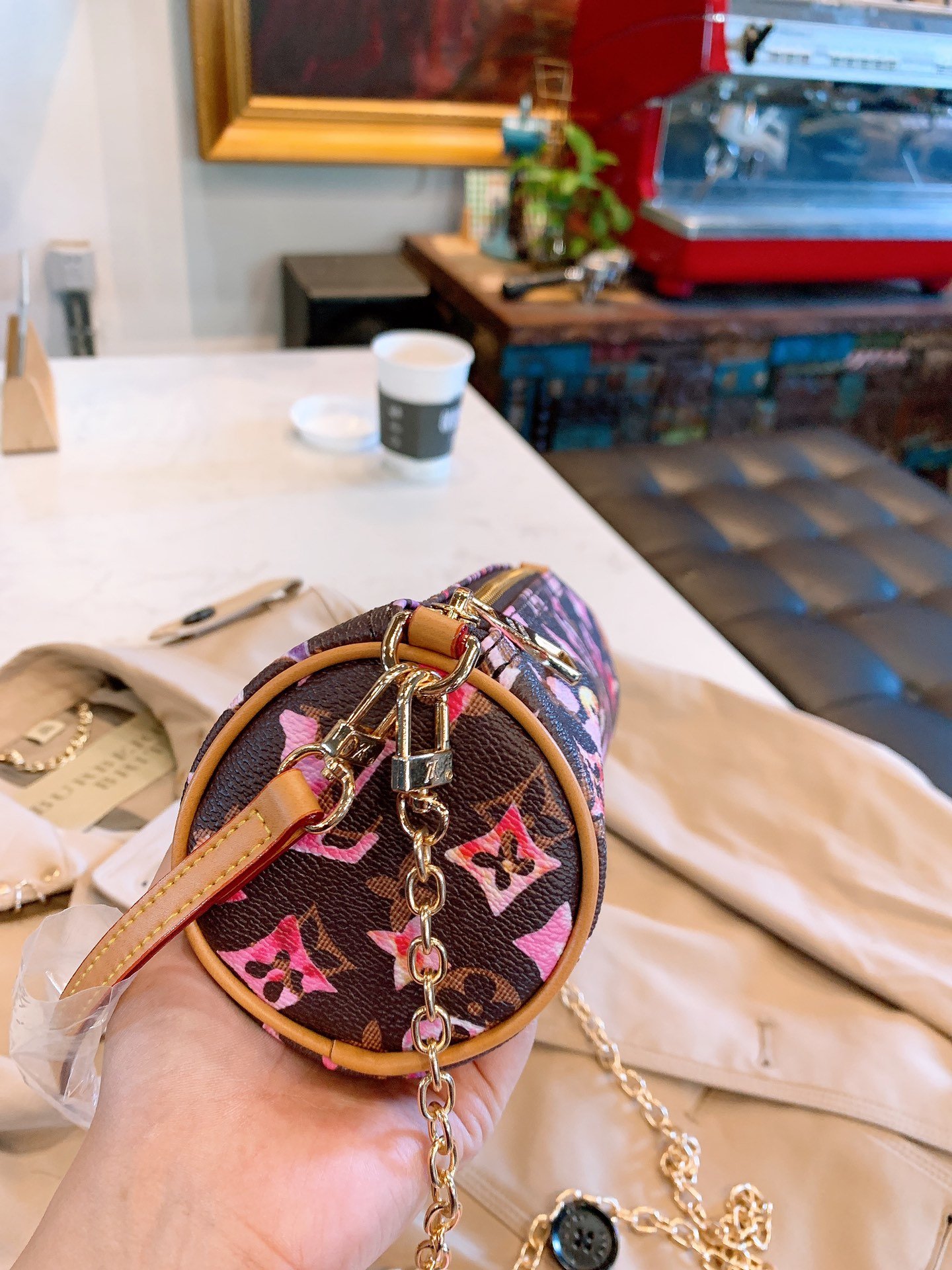 LOUIS VUITTON  LB5012005020128  size: 22cm